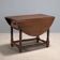 Table ancienne en noyer et peuplier, Italie, XVIIIe siècle