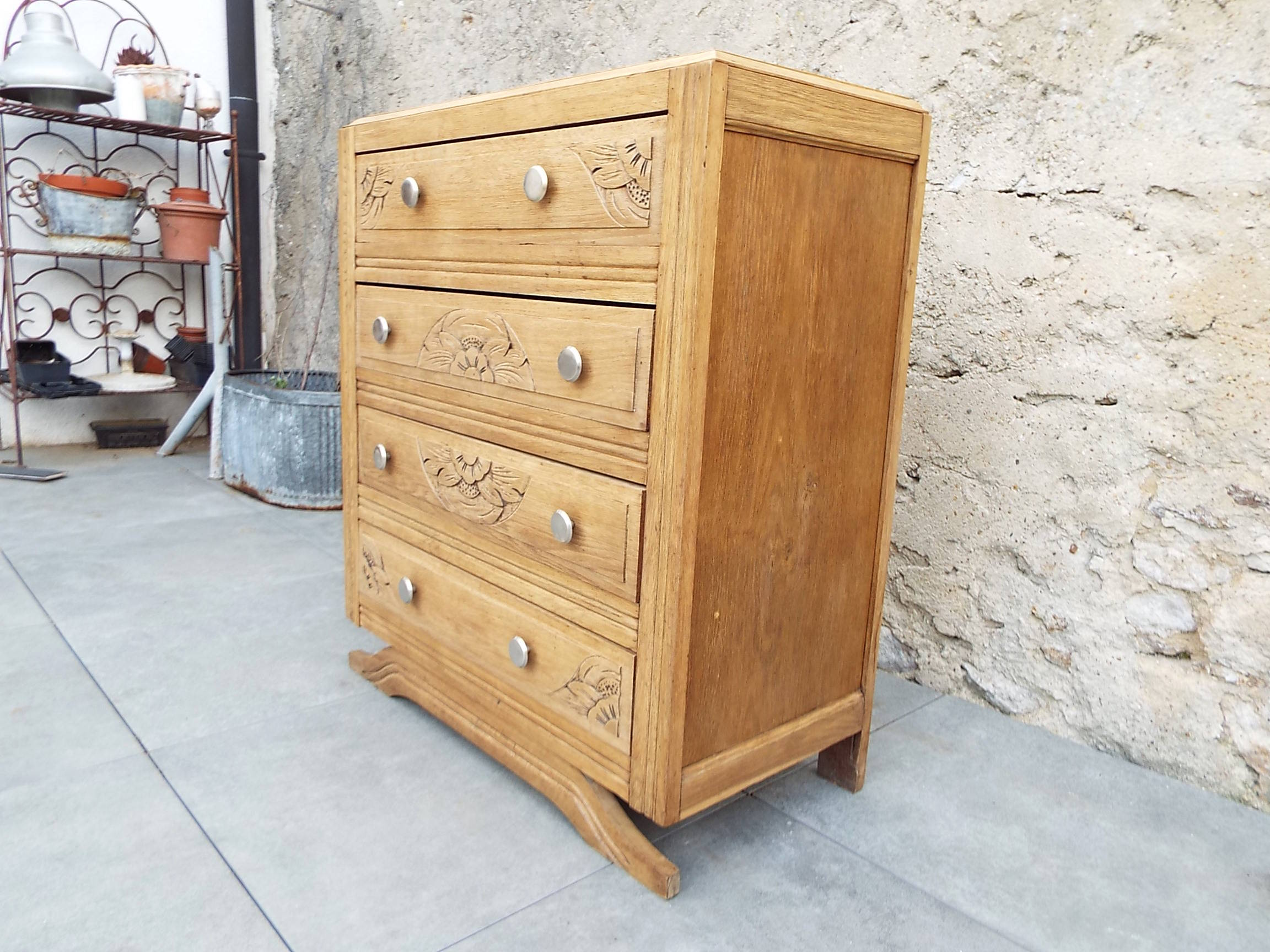Art Deco style chest of drawers