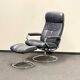Chaise Stressless Ekornes avec pouf - Cadre chromé (années 1970) (prix pour une)