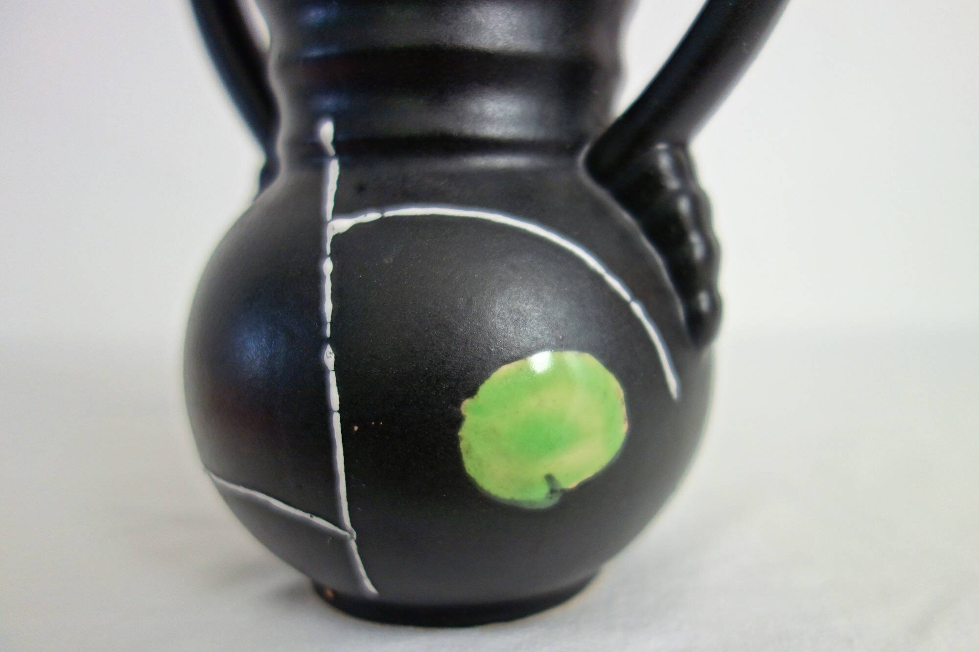 Vintage Poët Laval vase