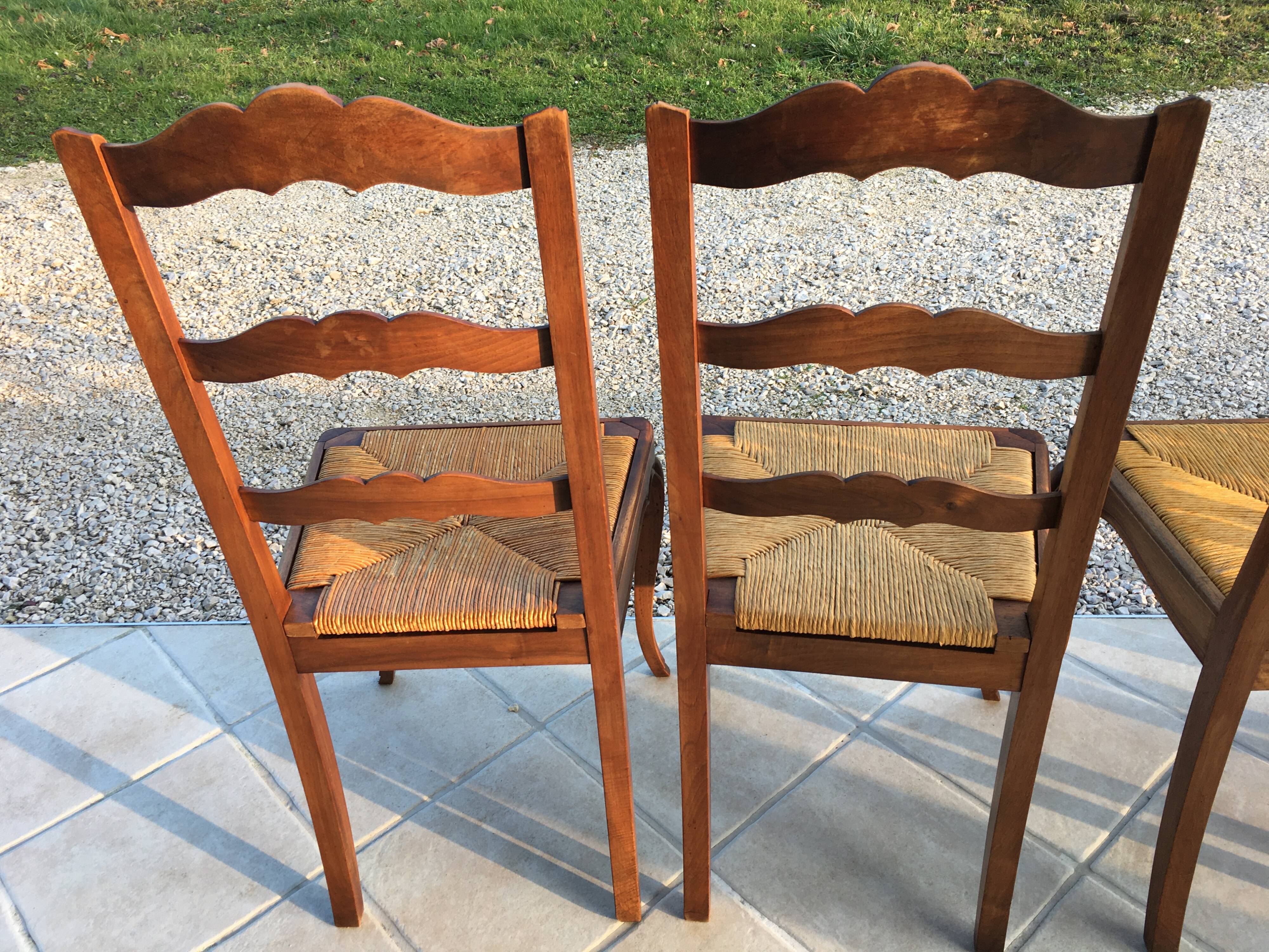 Suite of 6 Louis XV-style mulched chairs