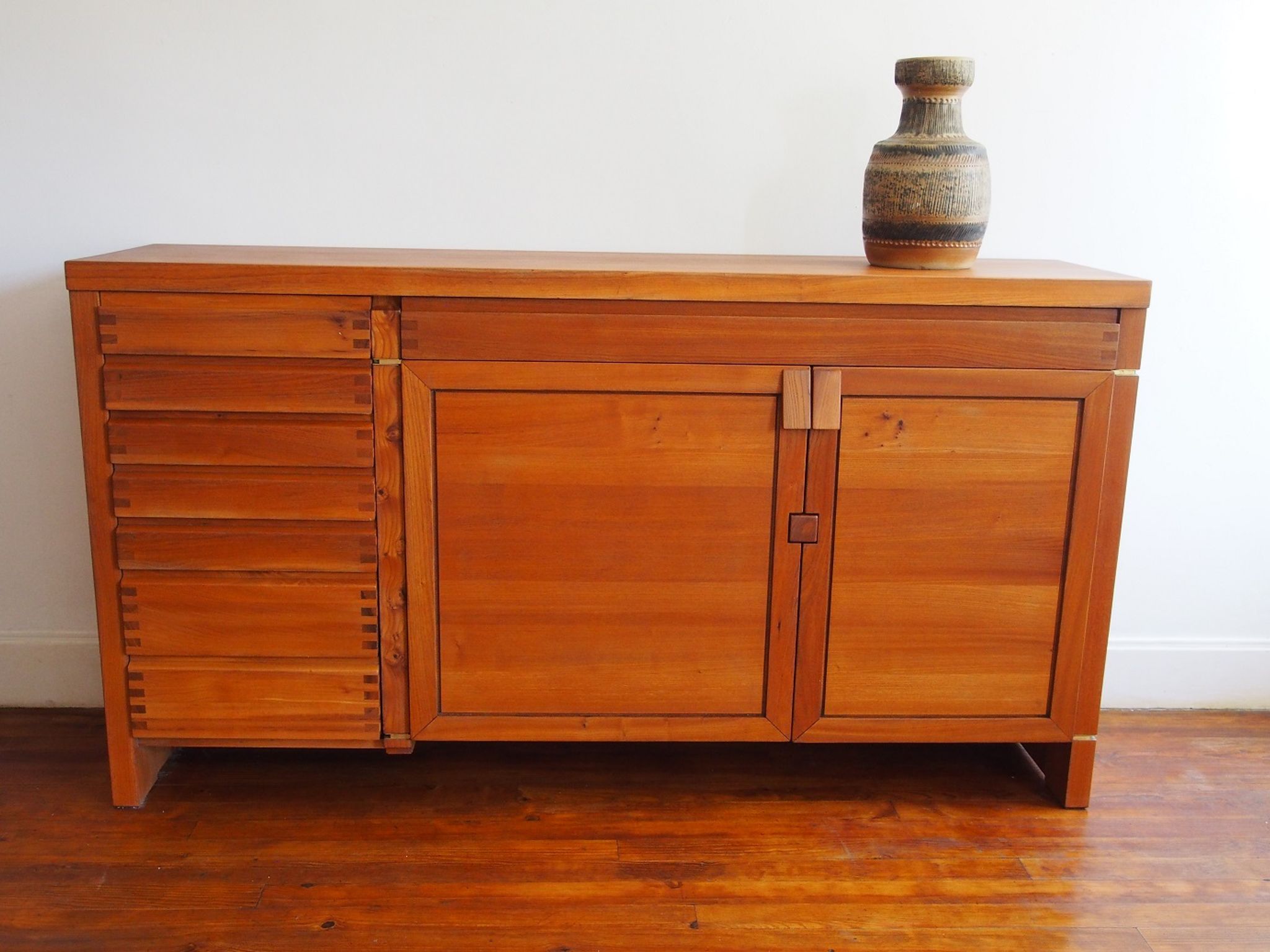 Sideboard R 13 Pierre Chapo