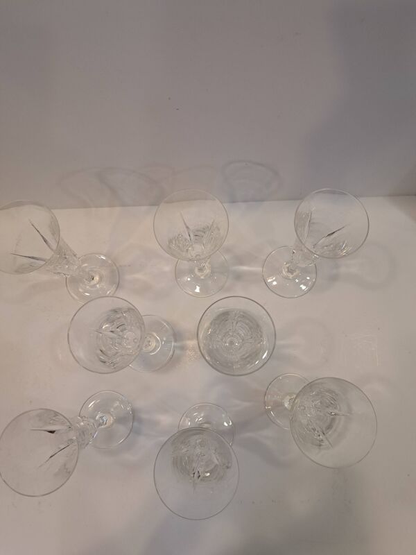 8 flutes à champagne Cristallerie de Saint Louis modèle Cerdagne