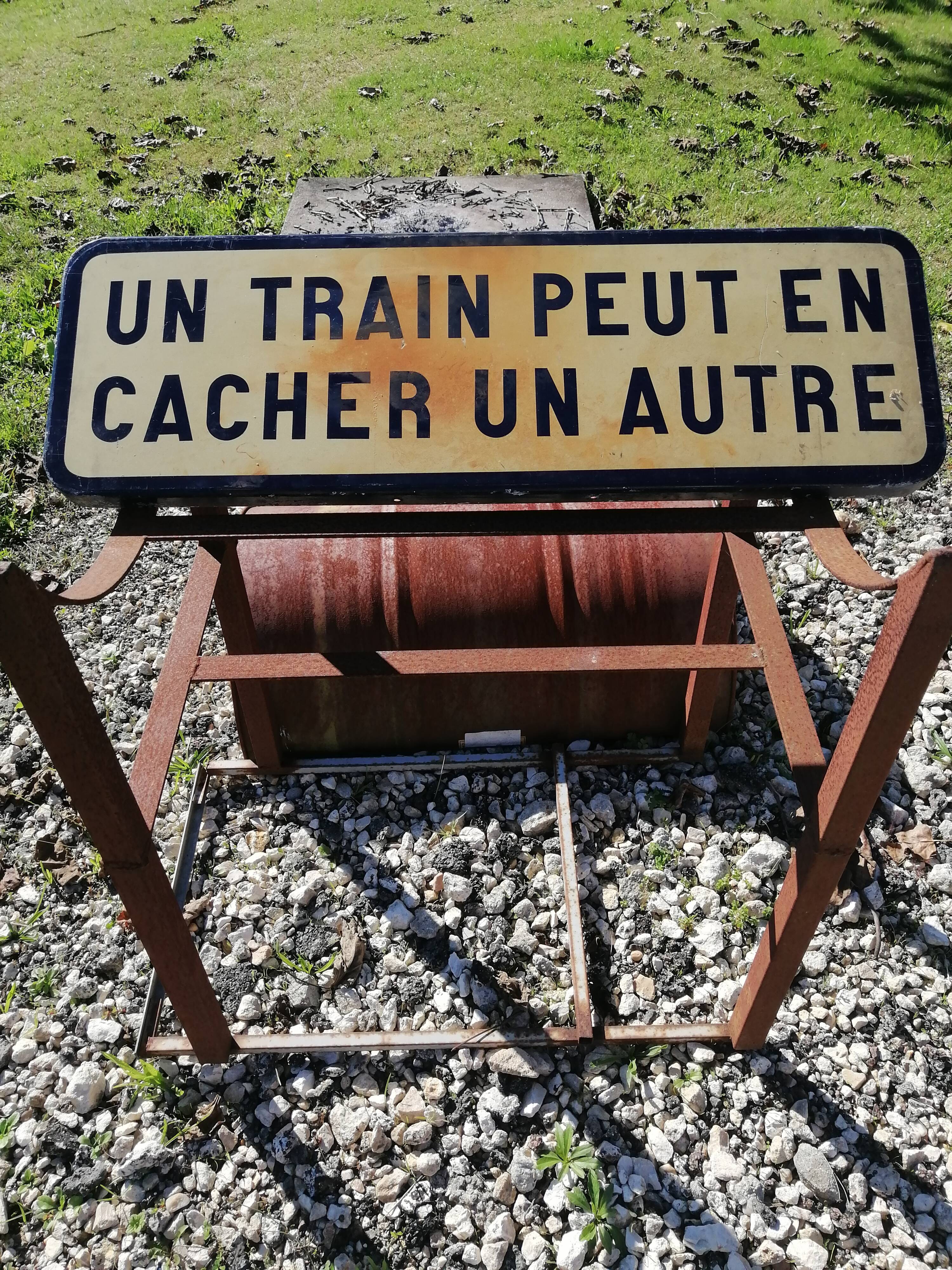 Sncf signal sign