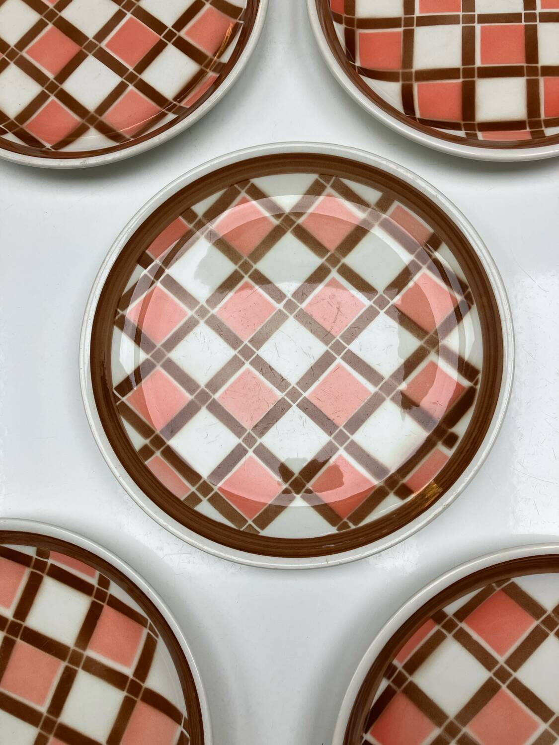 5 dinner plates