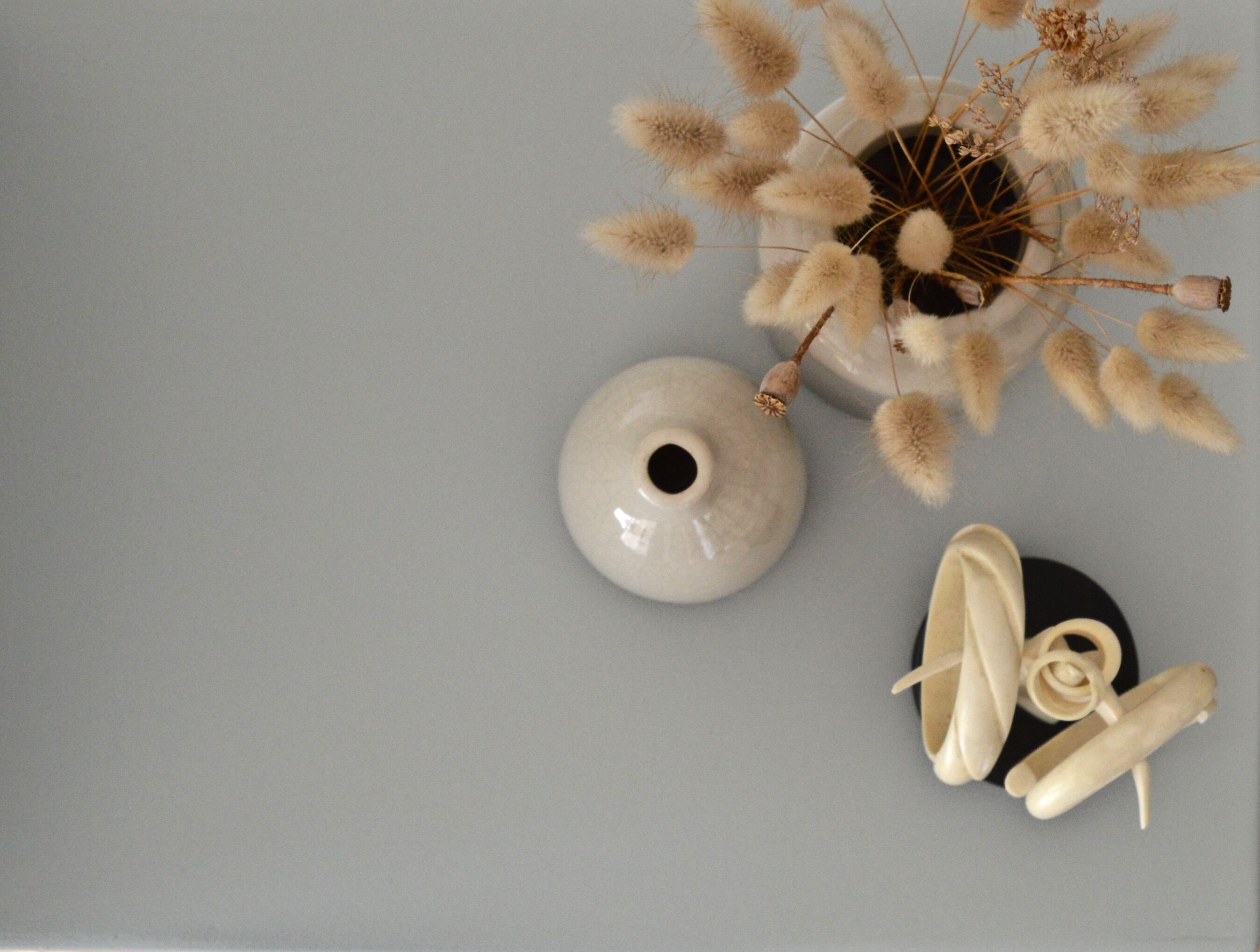 Asymmetrical cabinet