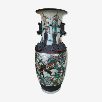 Nanjing porcelain vase 19th-century