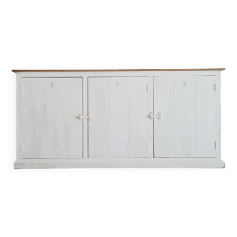 White trade counter furniture