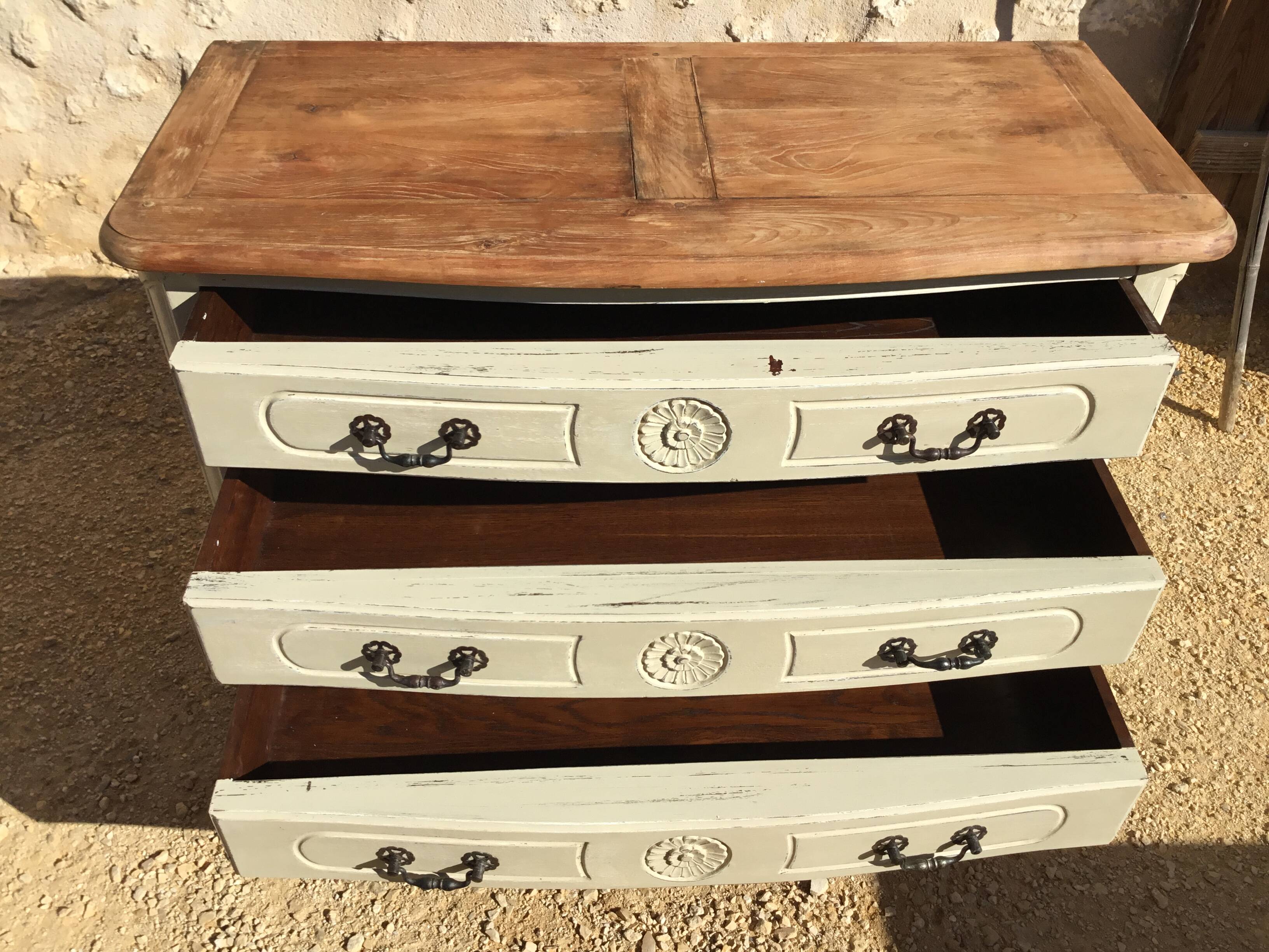 Louis XV style chest of drawers, patinated and waxed, natural wood top