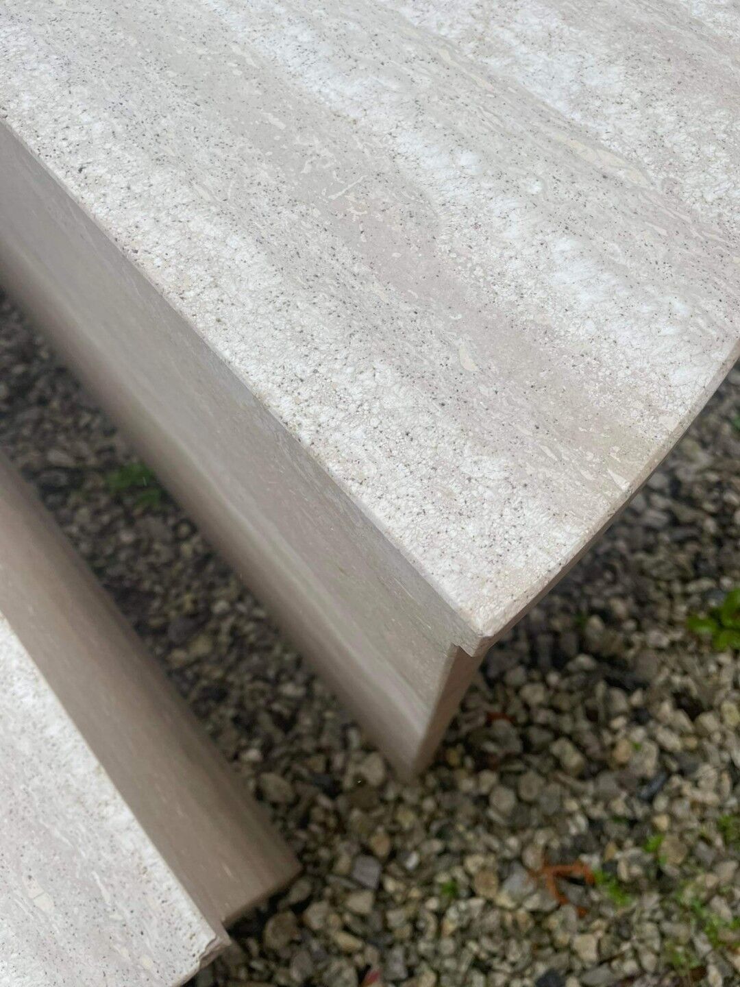 Travertine coffee table, round Up&up