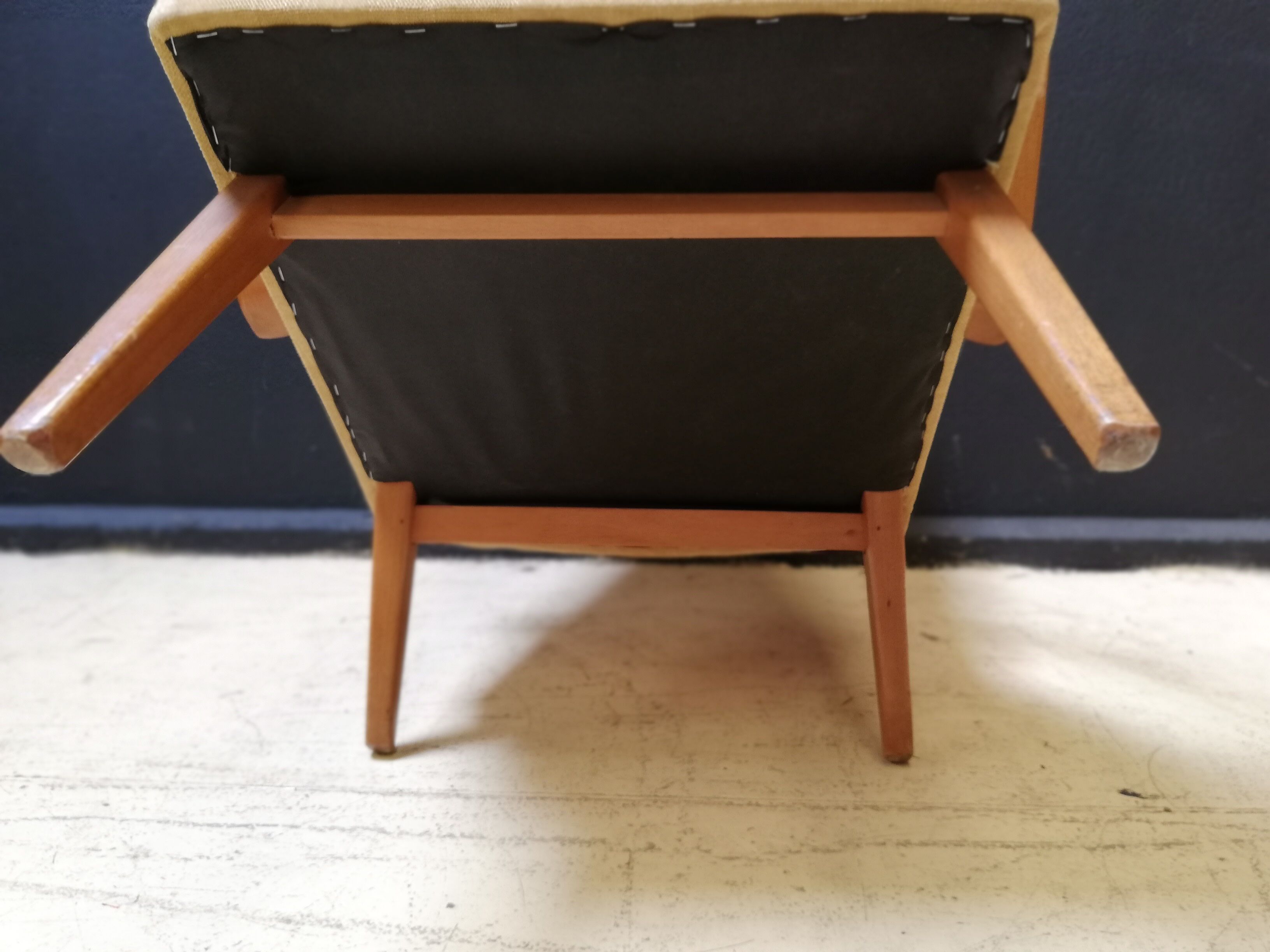 Paire de fauteuils vintage Halabala 1950