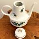 Cafetière Henneberg 1777 à motif floral vert et doré, porcelaine est-allemande de la RDA