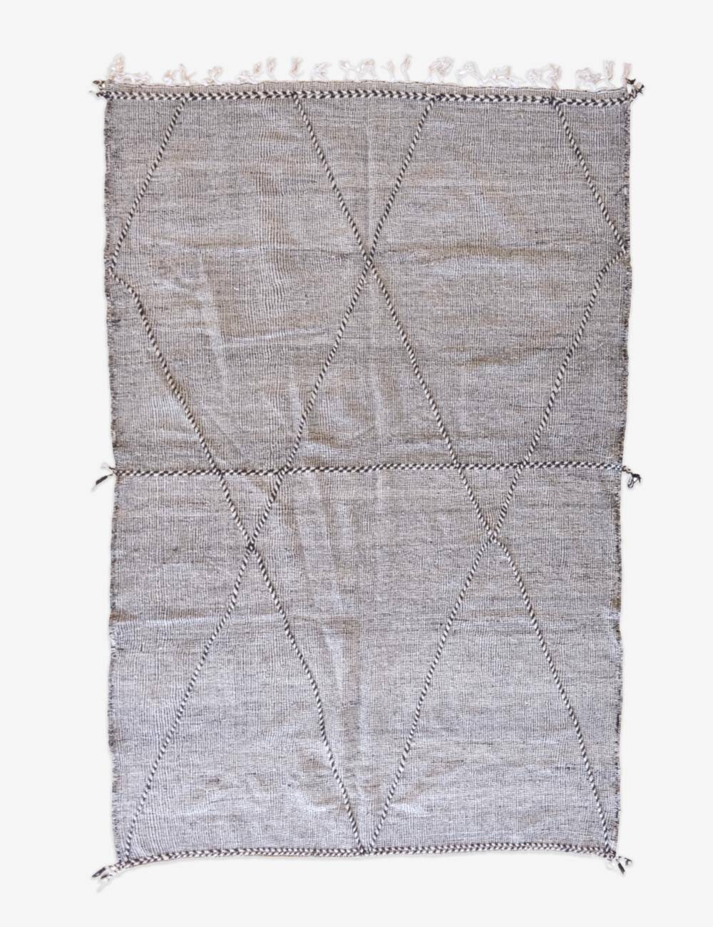 Moroccan Kilim Zanafi Rug - 314 x 194 cm