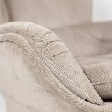 "Karaté" armchair in velvet by Michel Cadestin for Airborne, circa 1970.