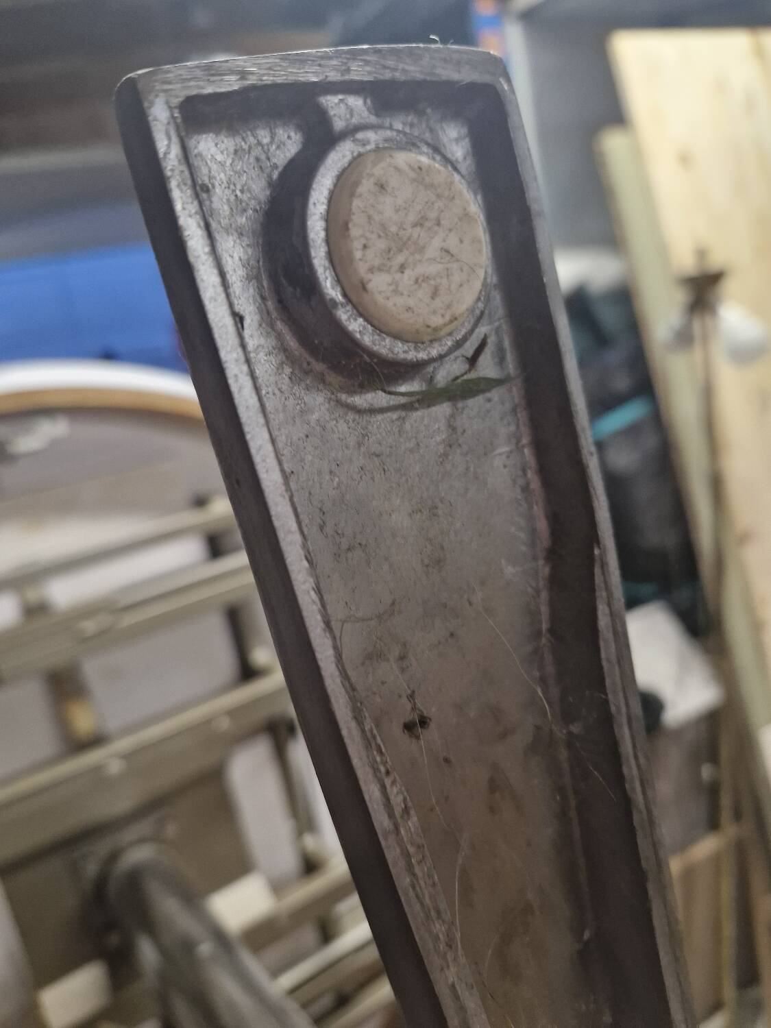 Roche Bobois round table