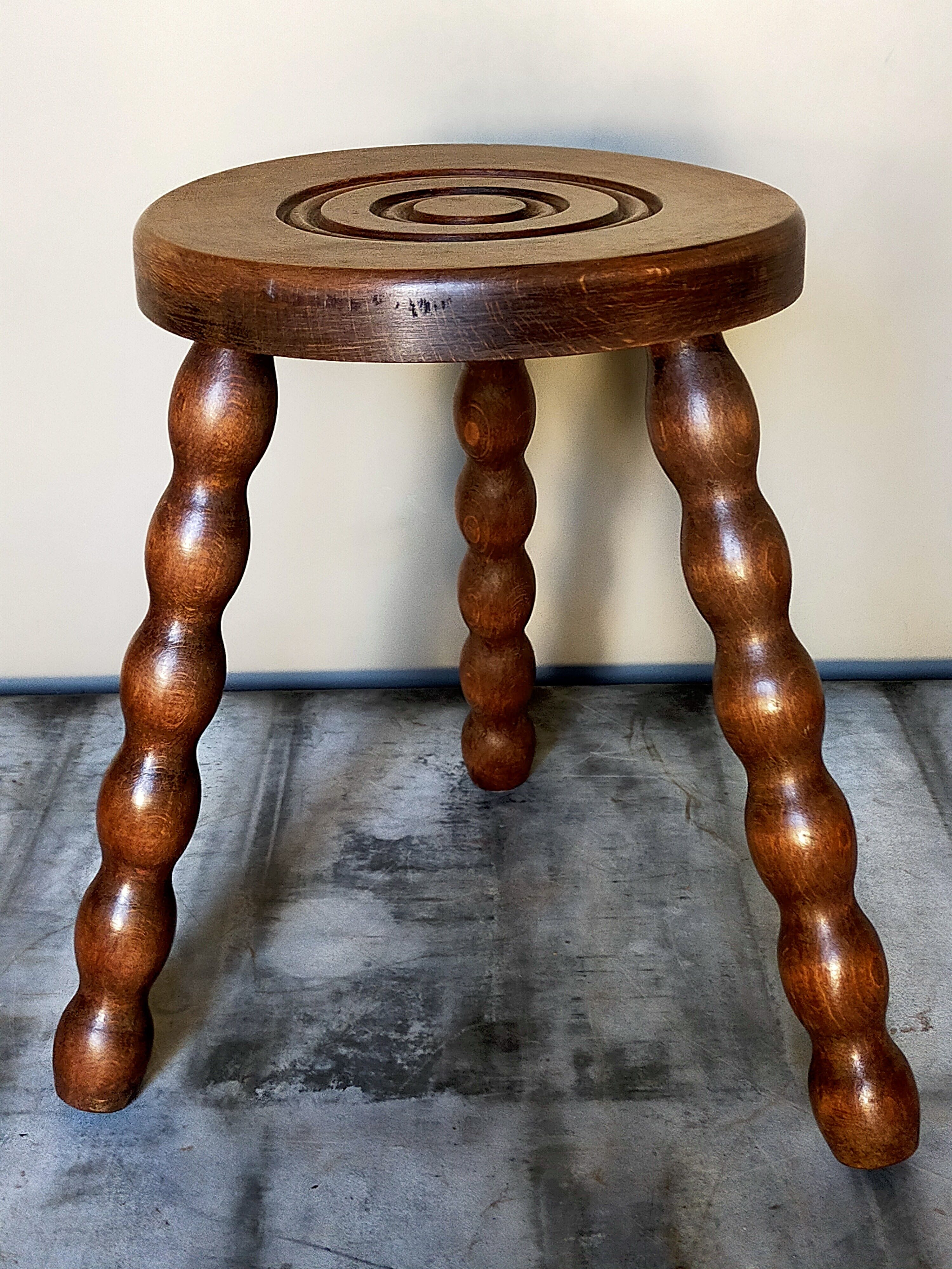 Vintage solid-turned wood tripod tripod