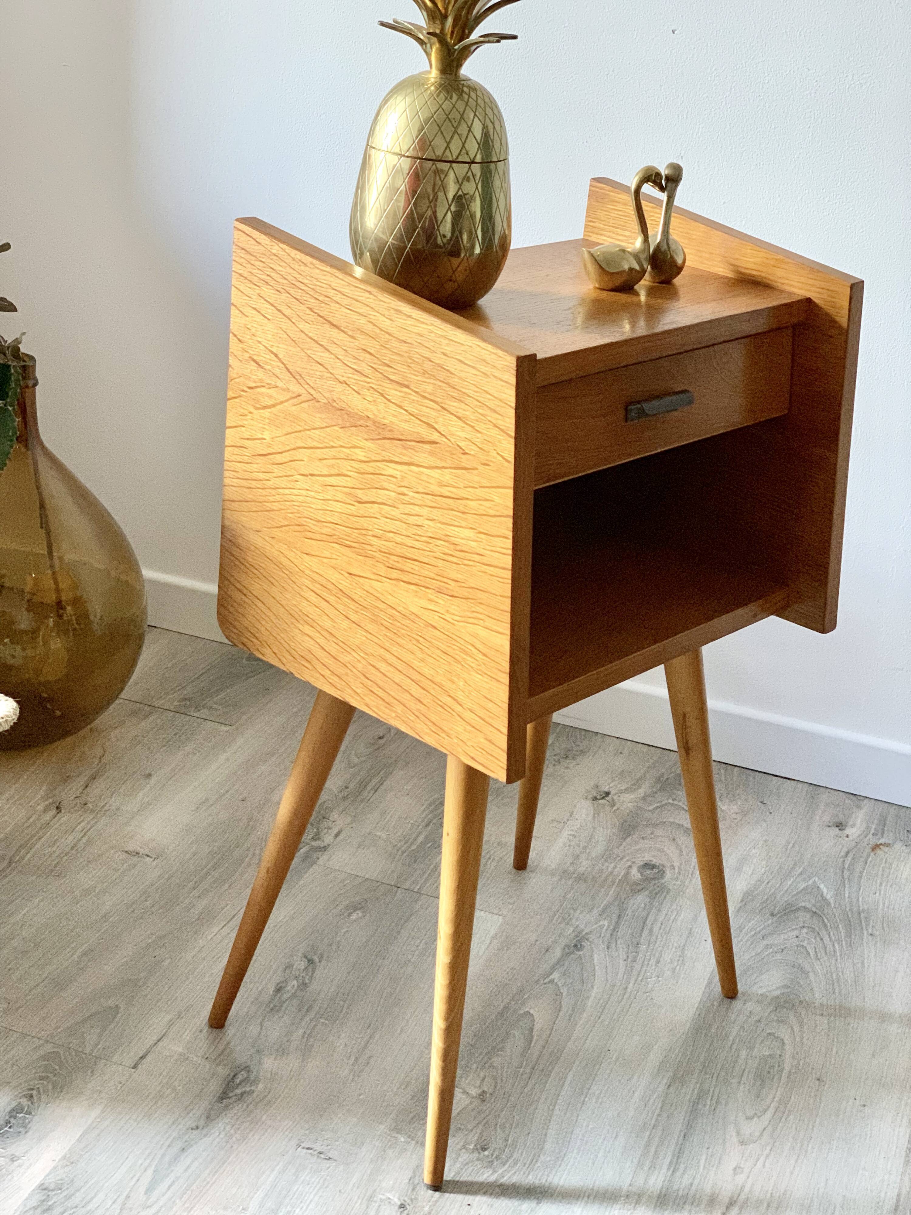 Bedside years 50 feet compass