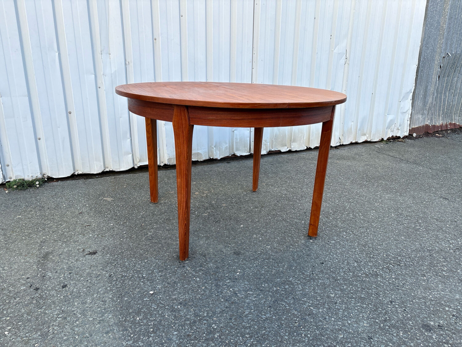 Vintage Scandinavian teak round table – 1960s