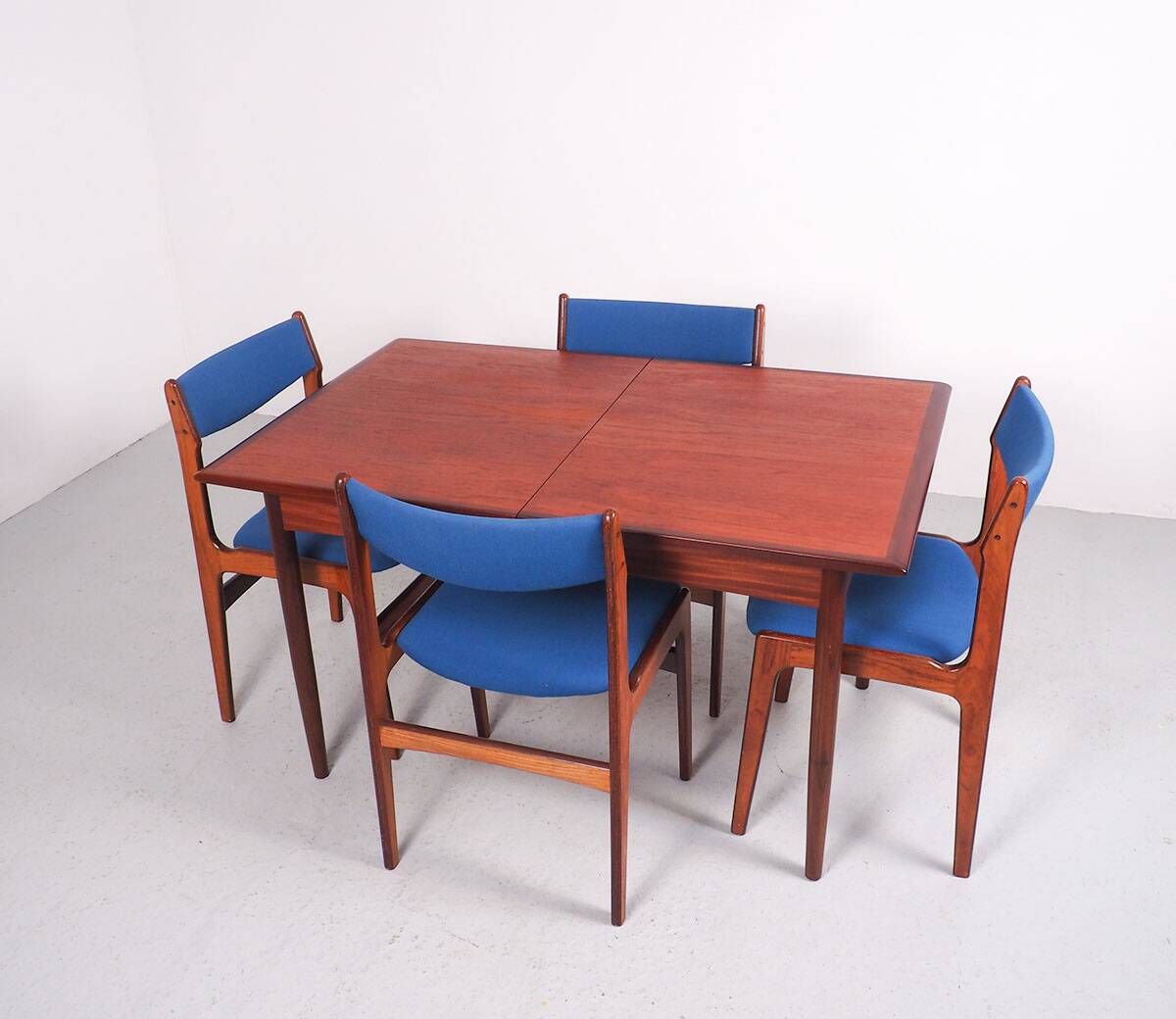 Vintage Teak Extendable Dining Table, 1960s