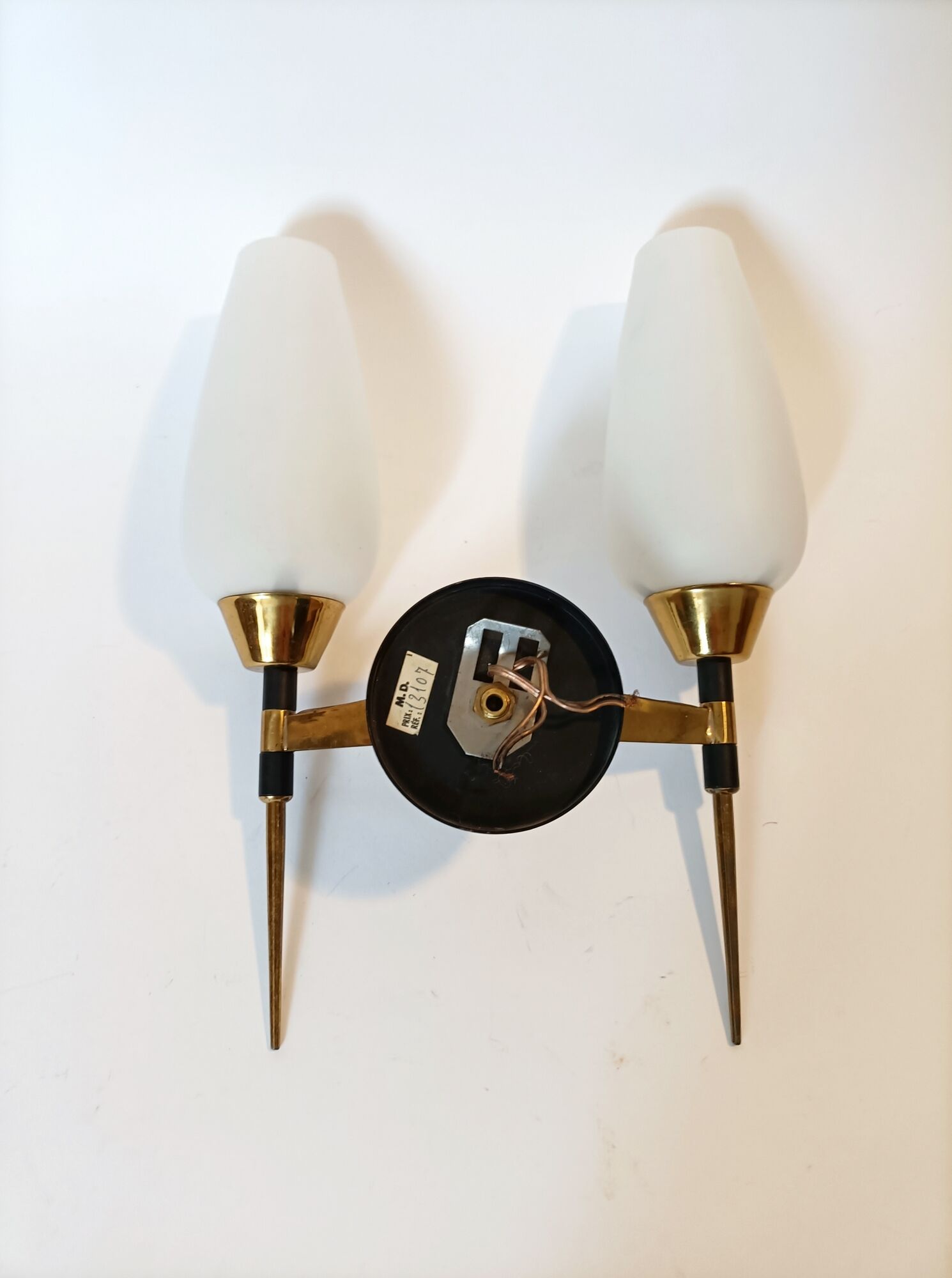M.D two-arm wall lamp in gilded brass and black metal 1960