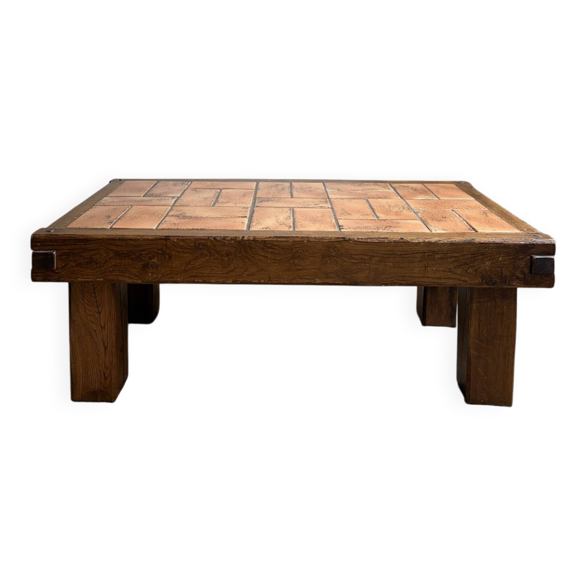 Table basse brutaliste