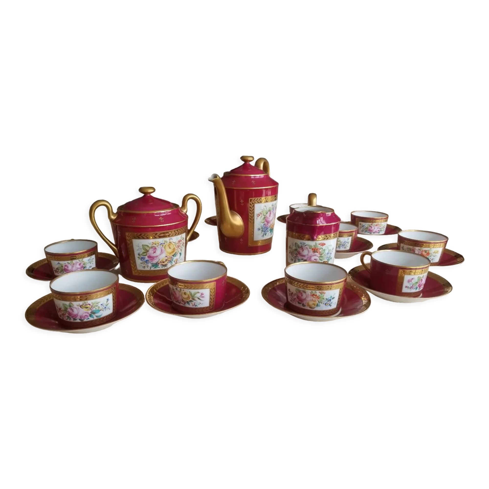 Tea set in hand-painted Limoges porcelain