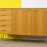 Scandinavian sidbeoard 150 cm