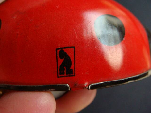 Mechanical ladybird toy