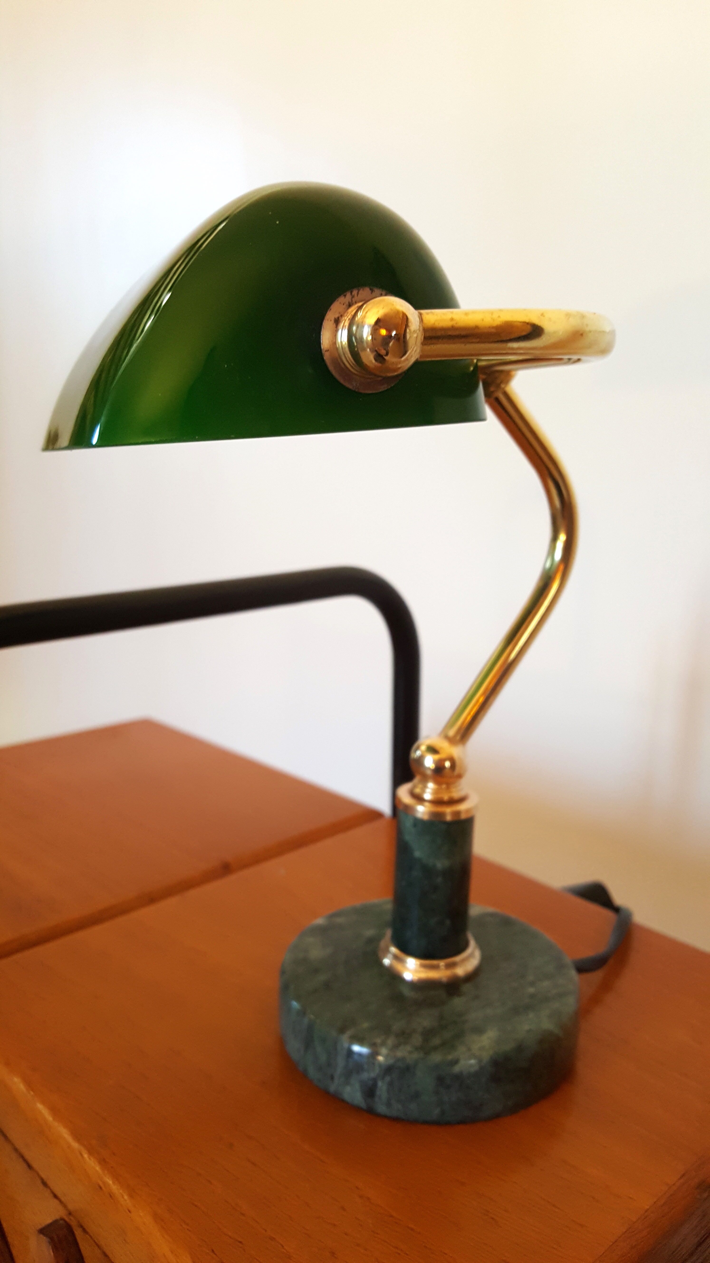 Lampe de banquier ou lampe de notaire en opaline verte