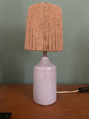 Lampe en céramique et abat-jour en corde vintage