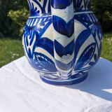 Pichet en céramique bleu et blanc vintage