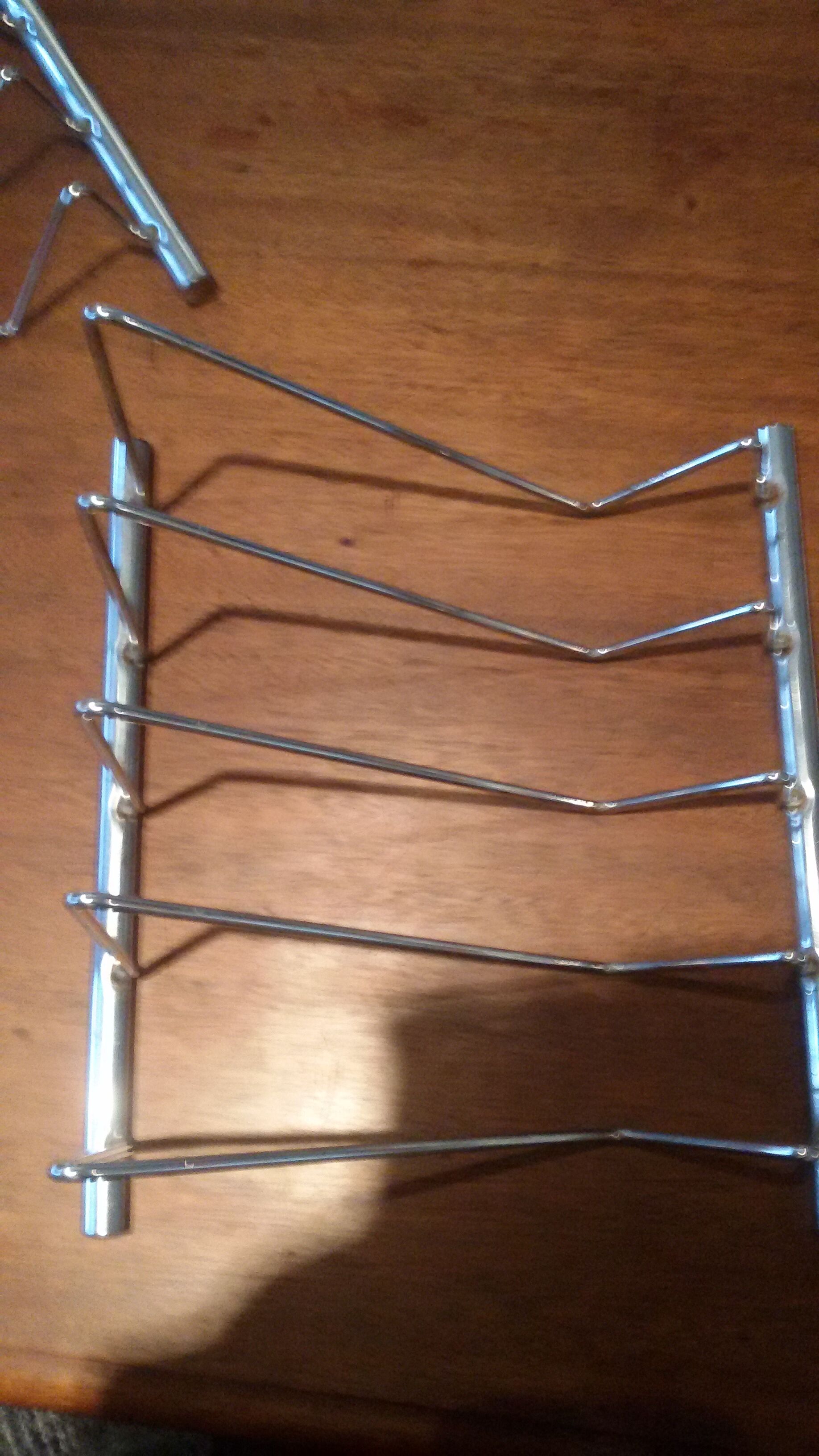 Pair of magazine holders or vinyl holders