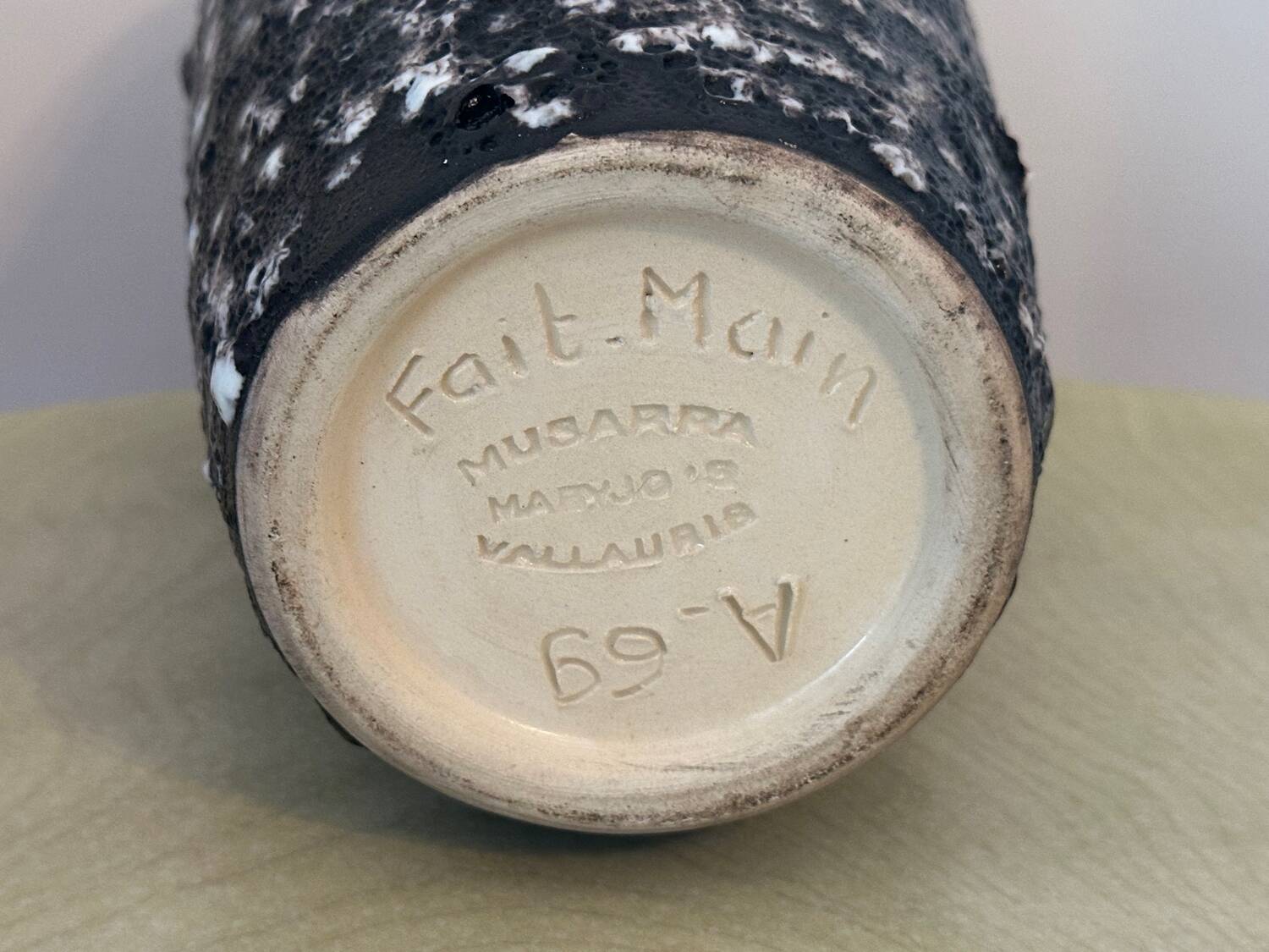 Vallauris Masarra Mobijo's ceramic earthenware vase