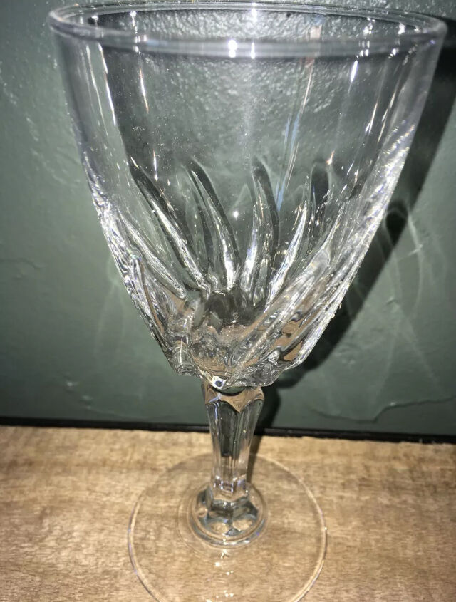 6 baccarat crystal glasses
