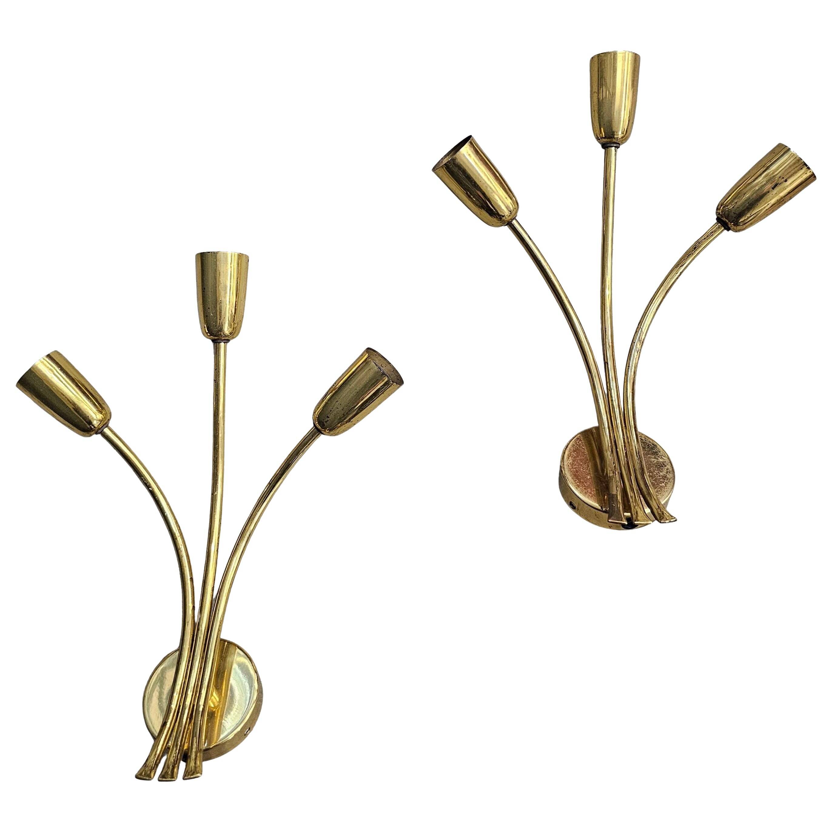 Paire d'appliques en laiton Mid-Century attribuées à J.T. Kalmar