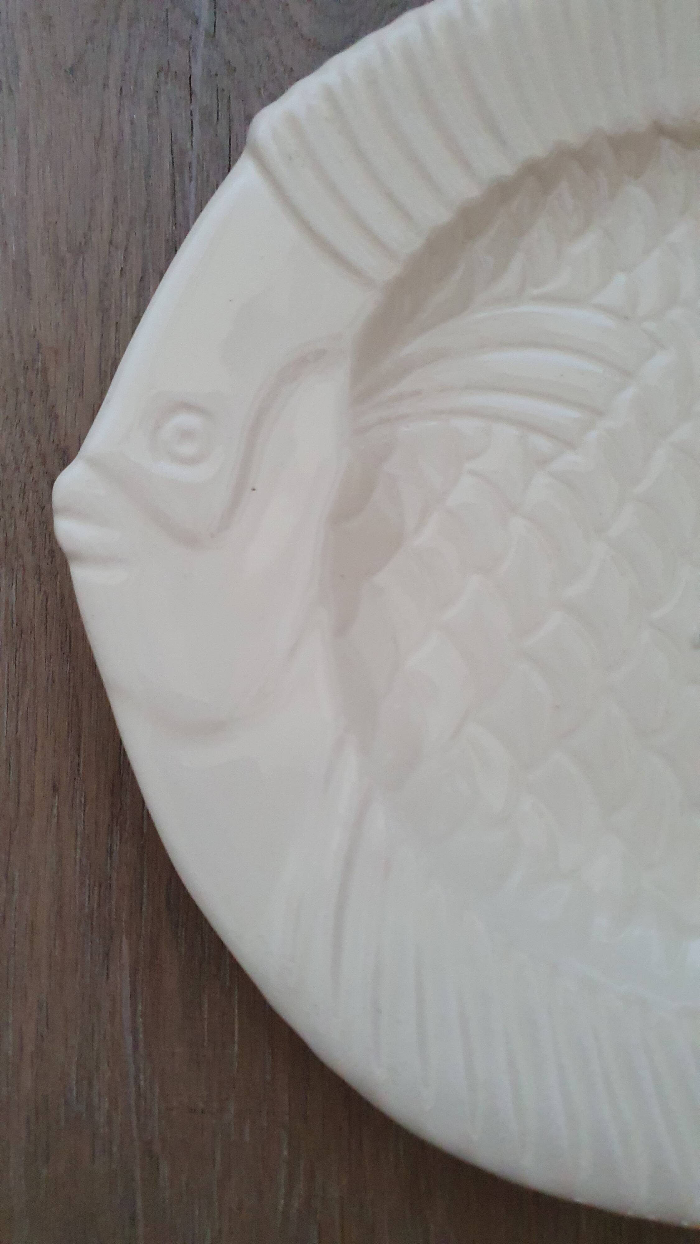 Ceramic dish Poisson Poët Laval