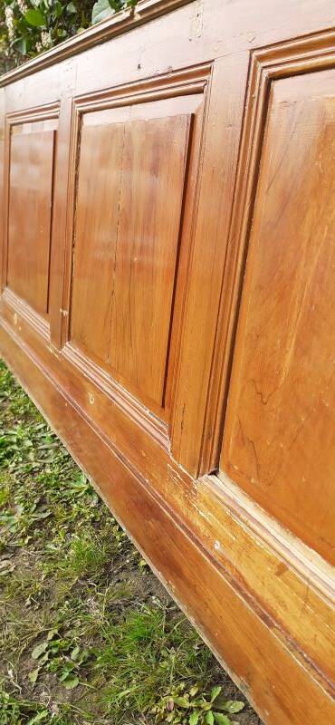 Low wall panelling 8.65m panelled with mouldings wainscoting skirting.