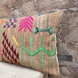 Handmade Moroccan Kilim cushion cover: Bohemian decorative cushion