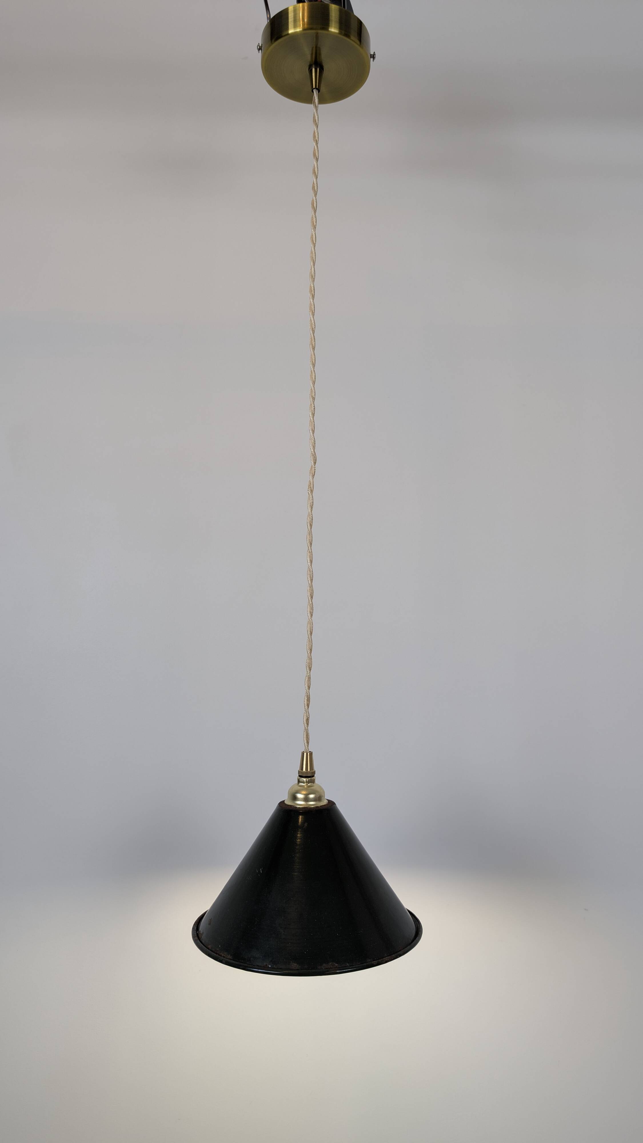 Suspension abat-jour conique tôle emaillée verte