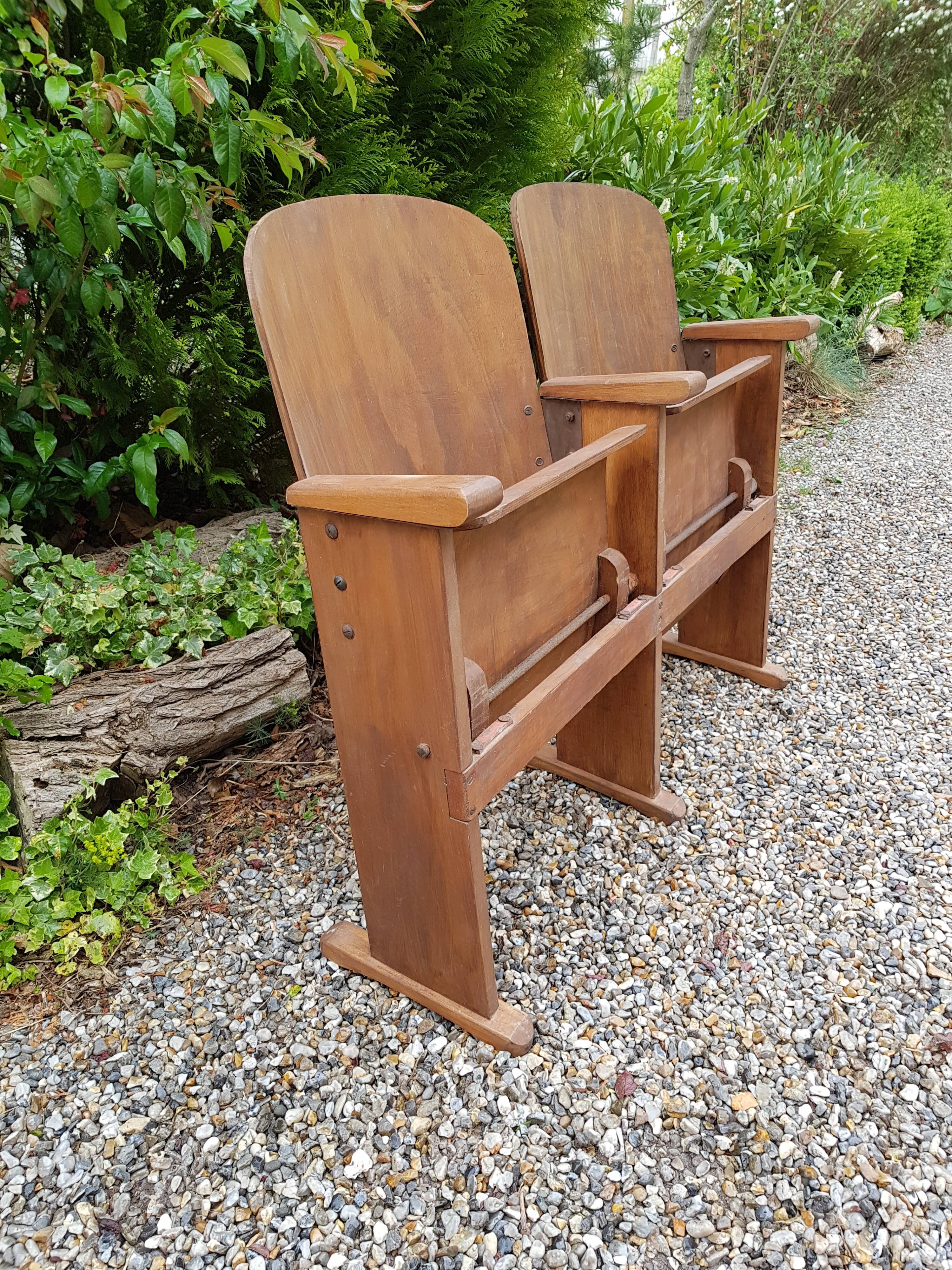 2 armchairs/cinema seats