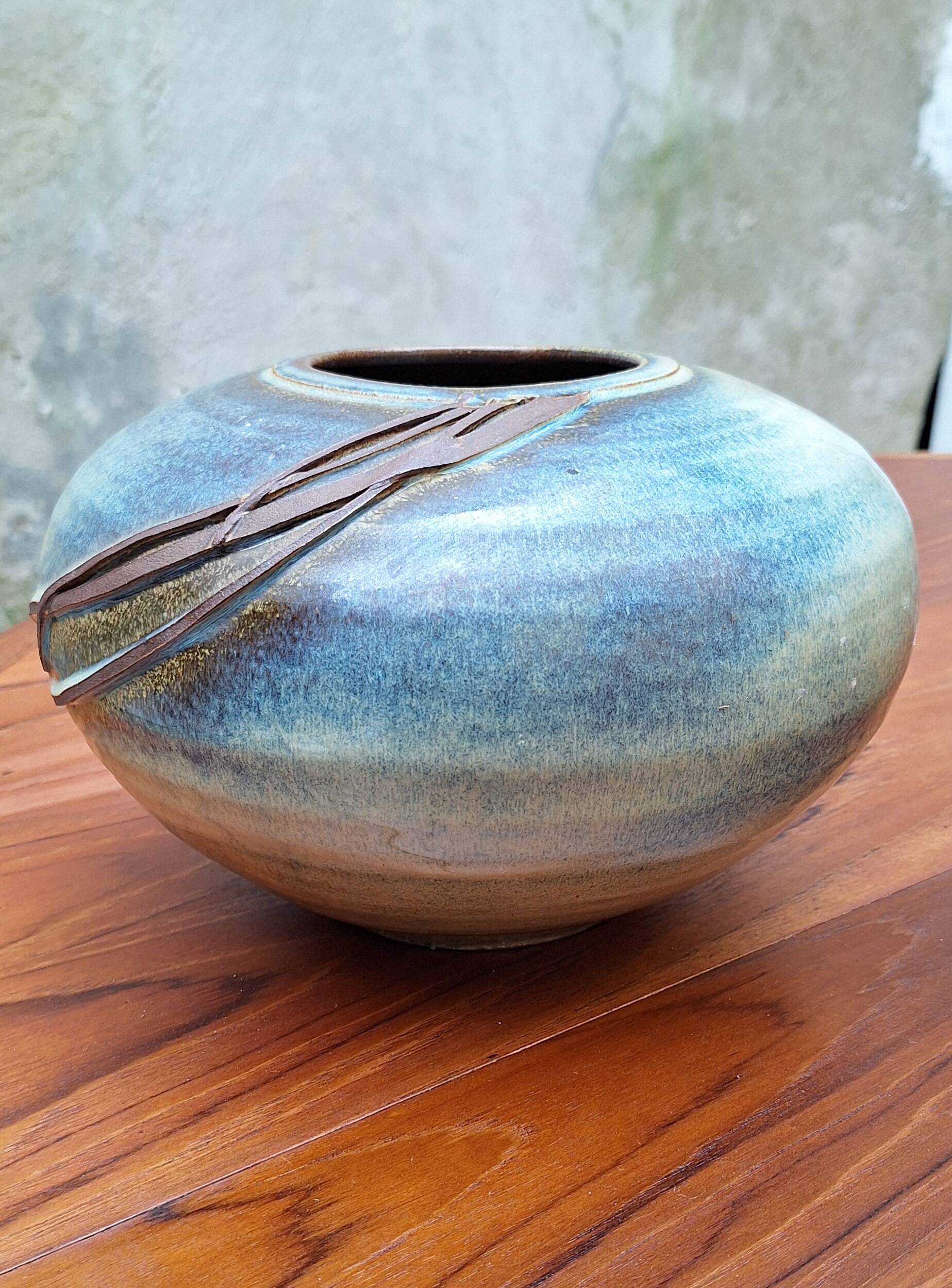 Ceramic vase by Nadia and Alain Pinel