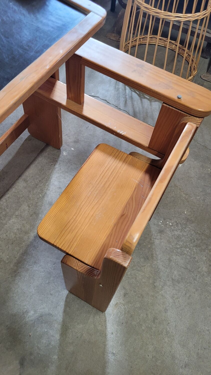 Bureau à système pliant pour enfant , vintage 1970