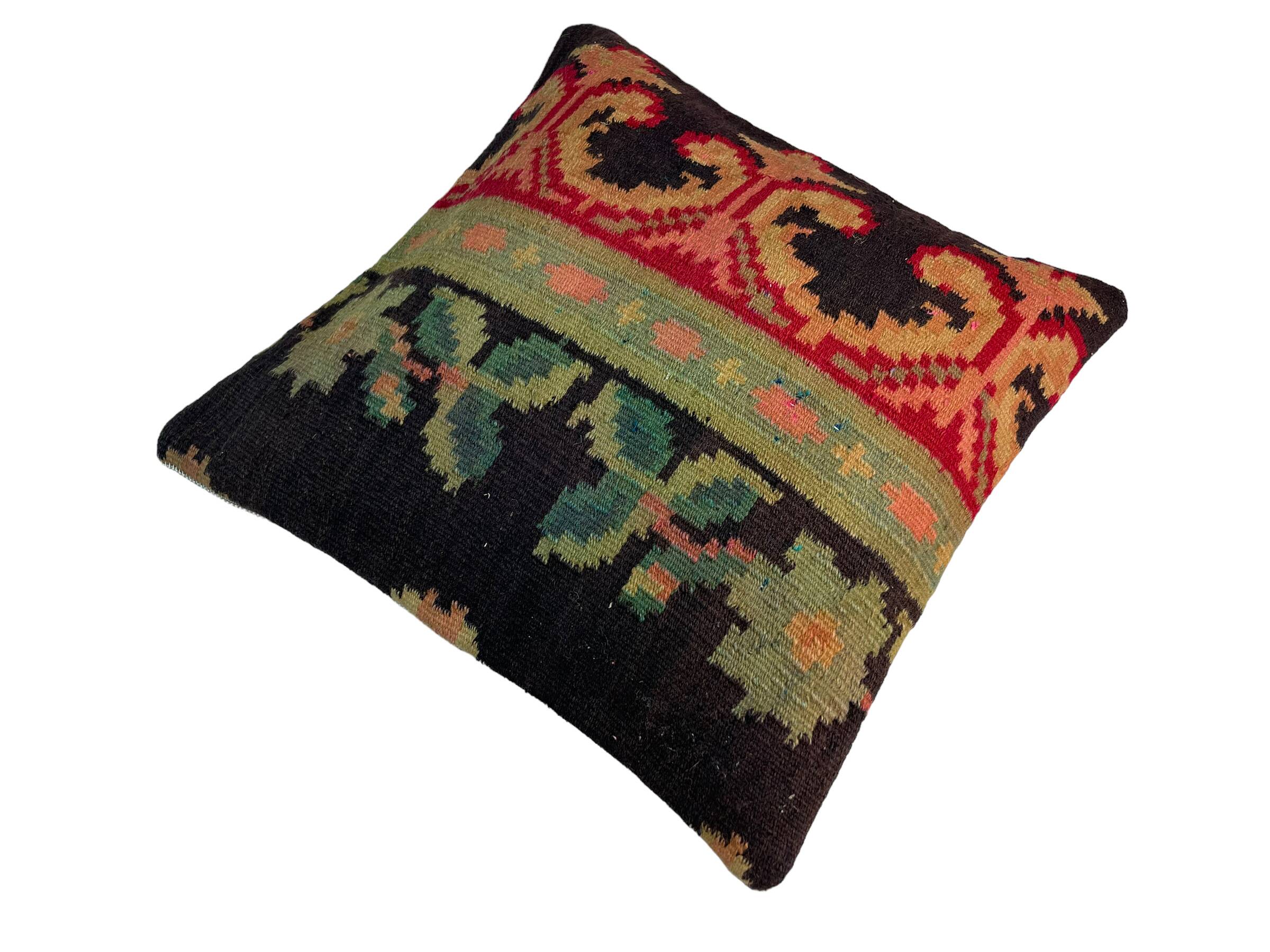 Vintage turkish kilim cushion cover , 40 x 40 cm