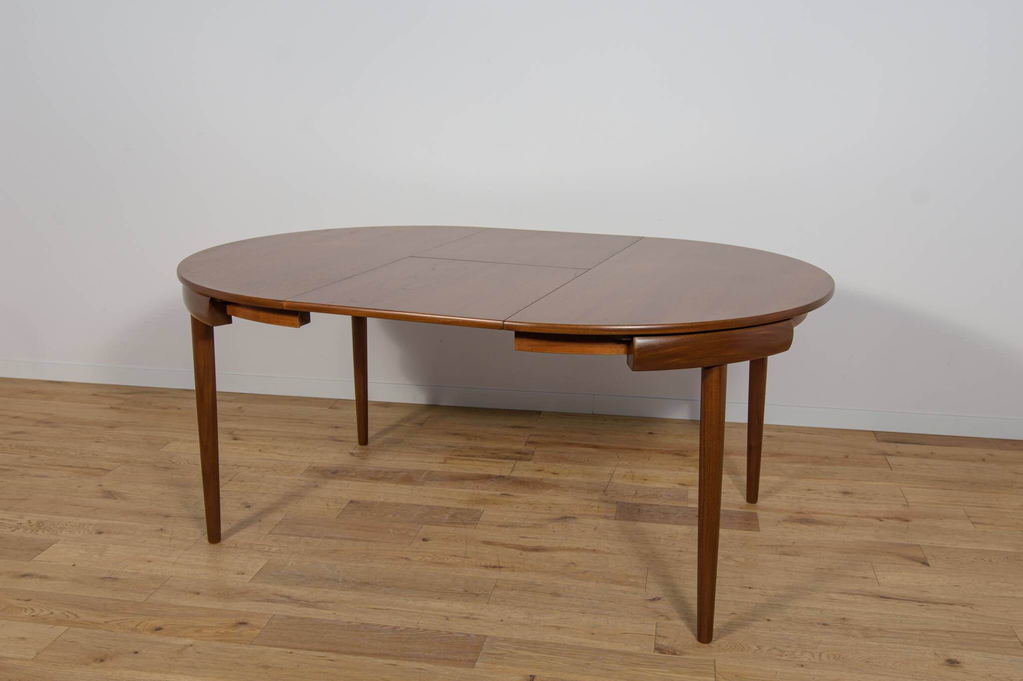 Mid-Century Teak Dining Table & Chairs by Hans Olsen for Frem Røjle.