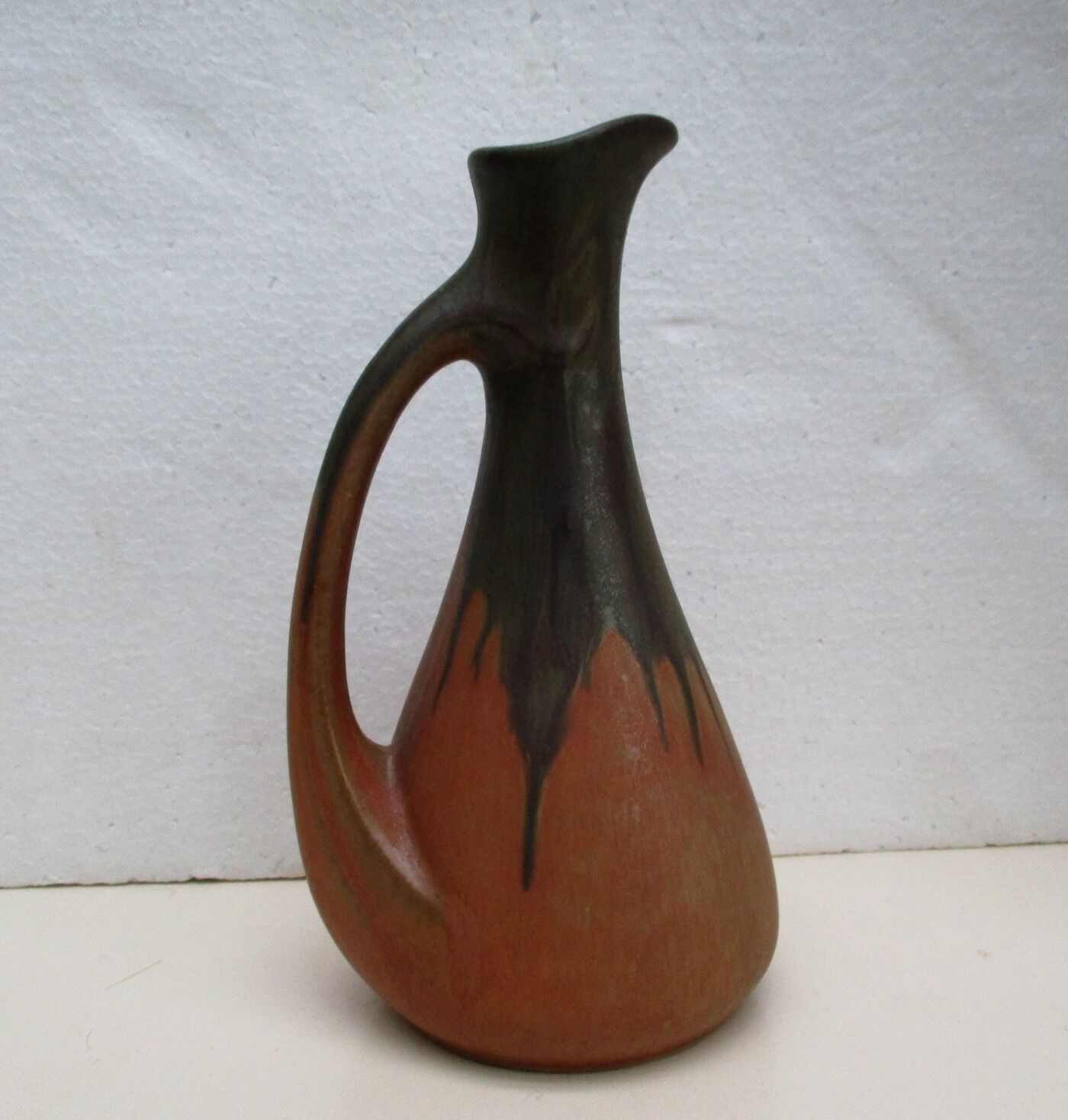 Pitcher Denbac art deco