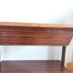 Table de chevet bout de canapé style moderniste formica et métal laqué noir