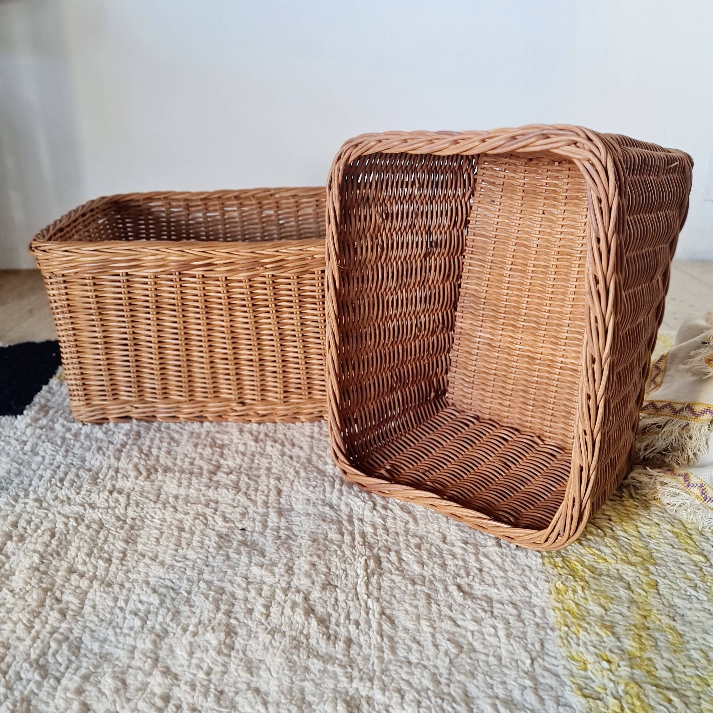 Pair of wicker baskets - wicker planters