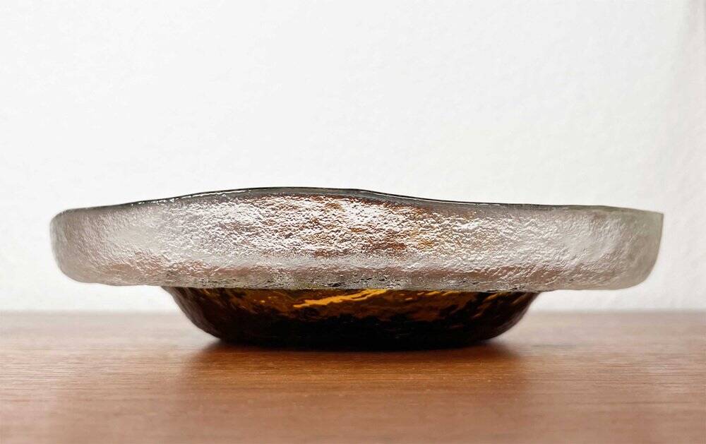 Mid-century Finnish glass bowl by Pertti Santalahti for Humppila, 1960s, set of 2.