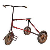 Riveted metal children's tricycle 1920 • Urbex style