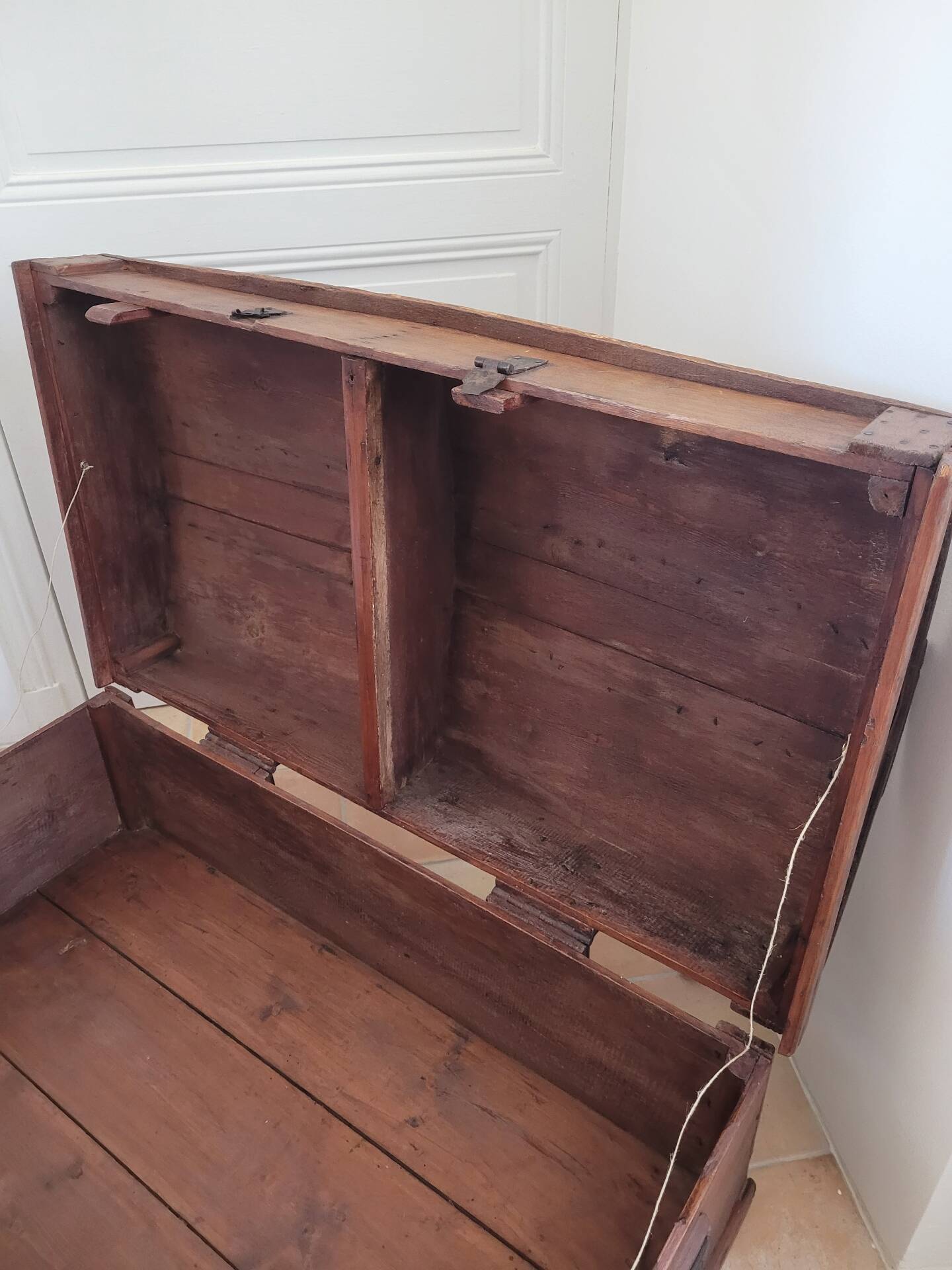 Grande malle en bois vintage
